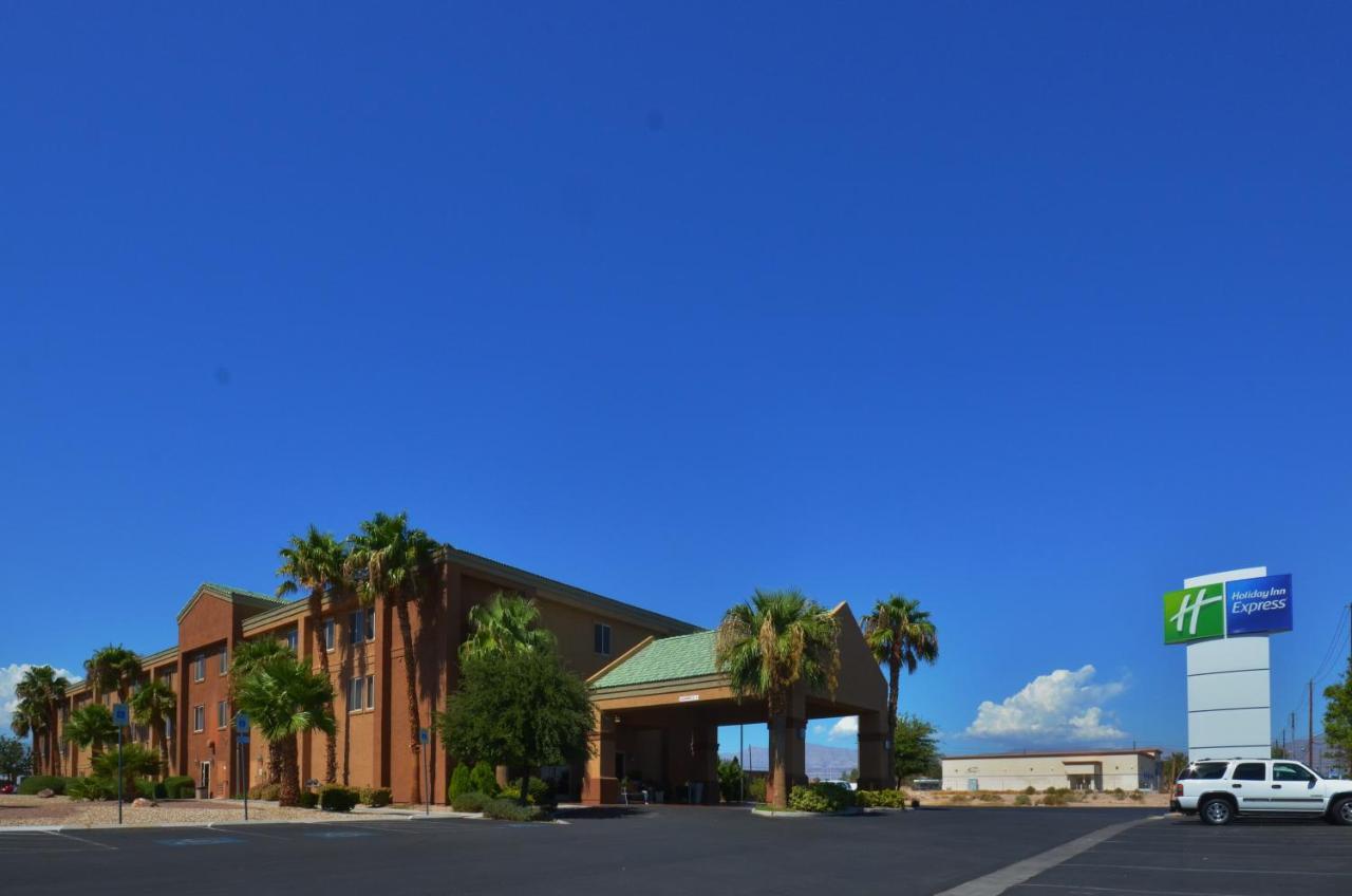 Holiday Inn Express Las Vegas-Nellis By Ihg Kültér fotó