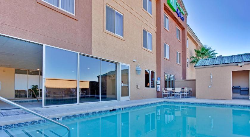 Holiday Inn Express Las Vegas-Nellis By Ihg Kültér fotó