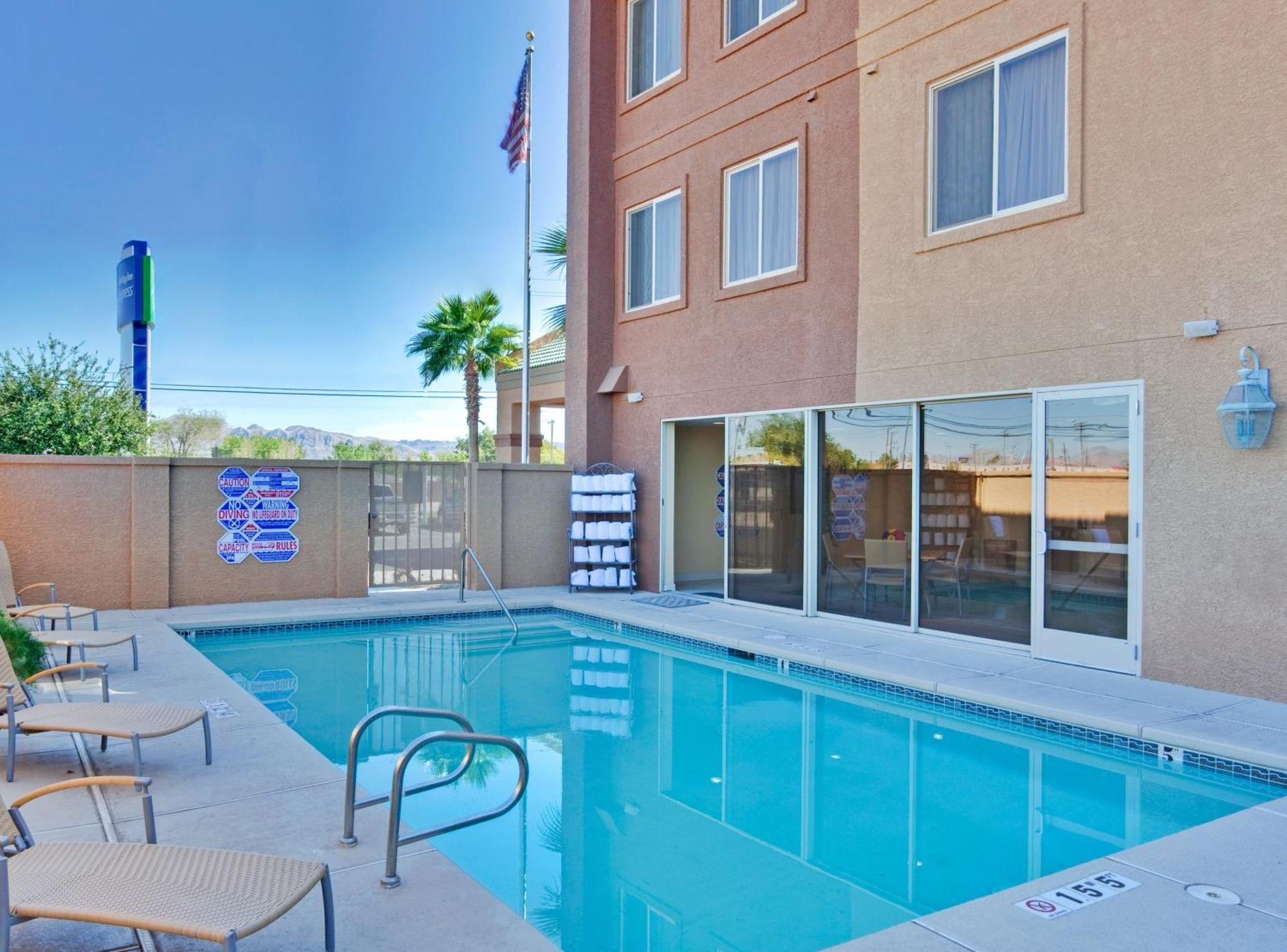 Holiday Inn Express Las Vegas-Nellis By Ihg Kültér fotó